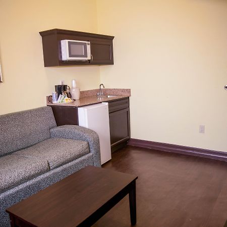 Holiday Inn Express Hotel & Suites Houston North Intercontinental By Ihg Eksteriør bilde