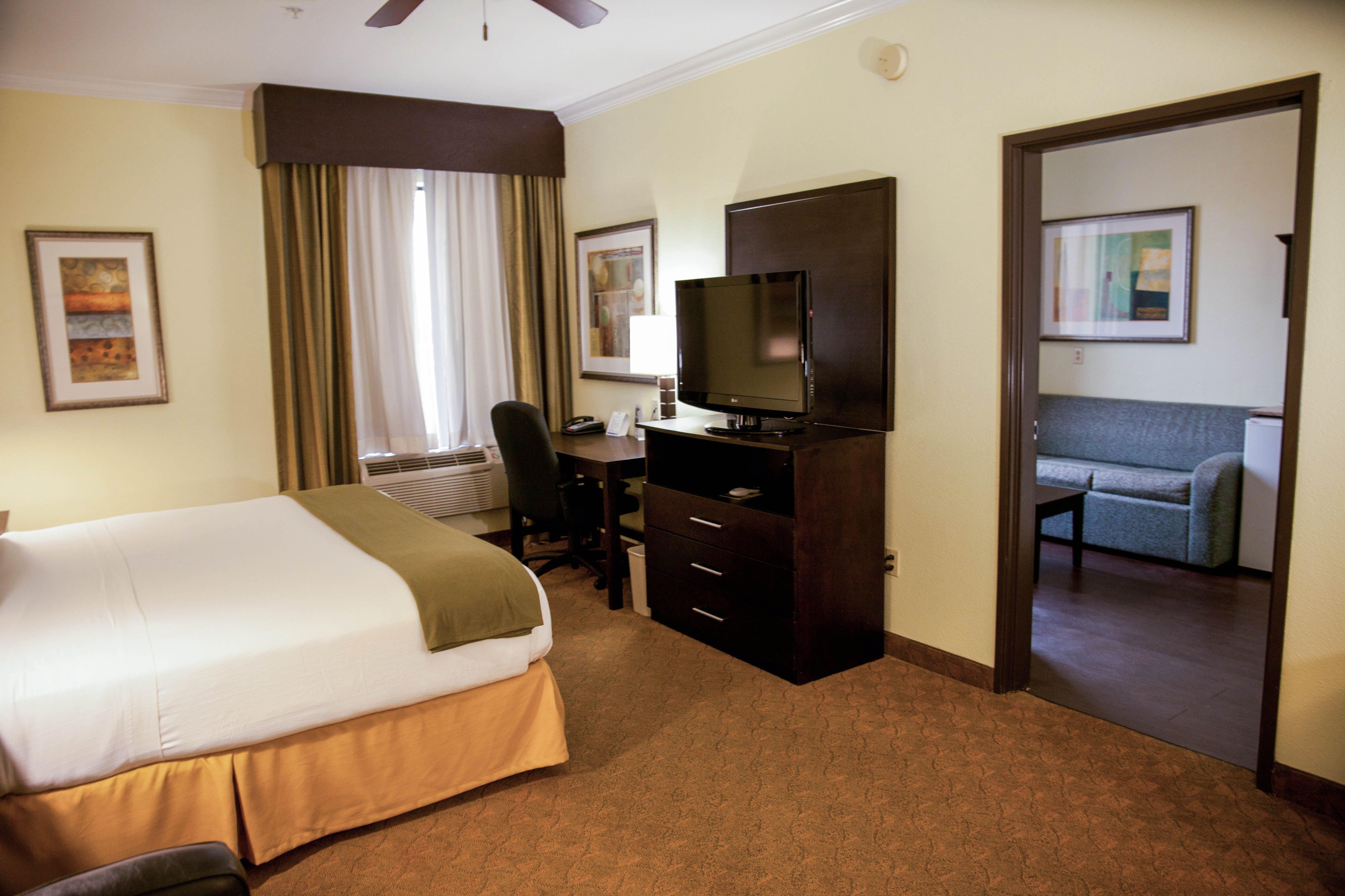 Holiday Inn Express Hotel & Suites Houston North Intercontinental By Ihg Eksteriør bilde