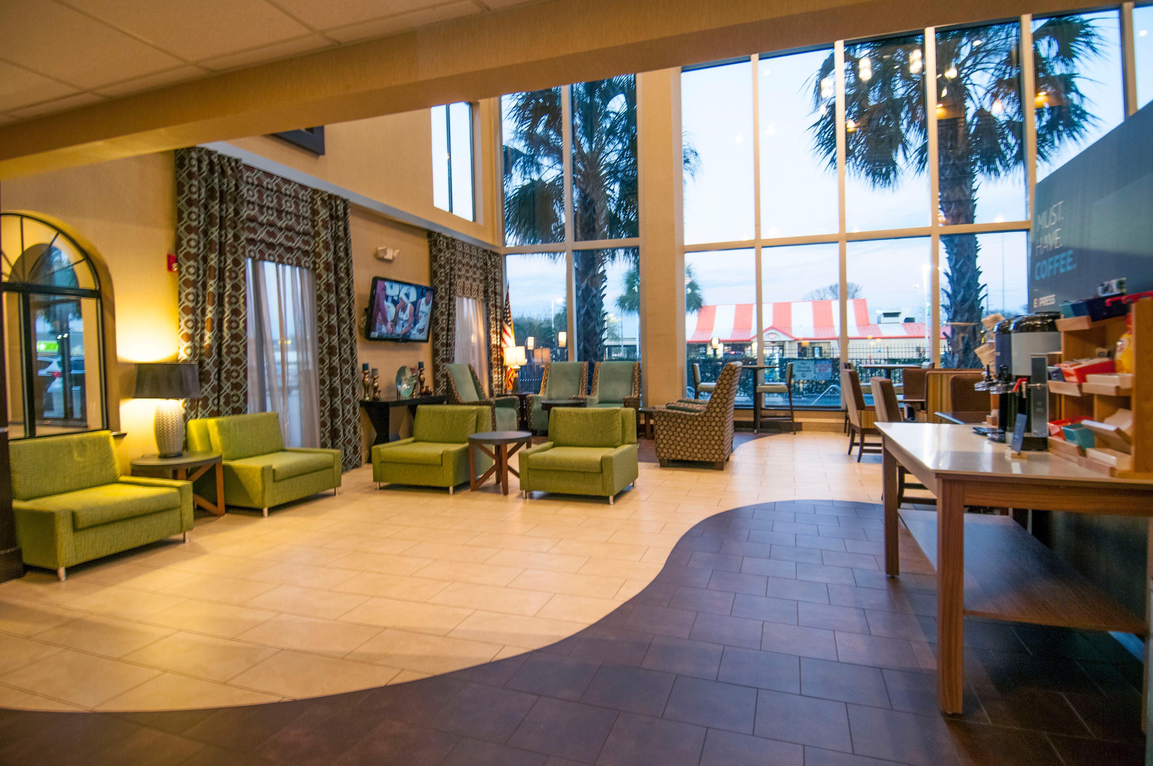 Holiday Inn Express Hotel & Suites Houston North Intercontinental By Ihg Eksteriør bilde