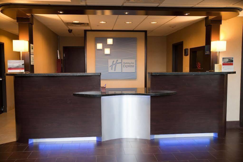 Holiday Inn Express Hotel & Suites Houston North Intercontinental By Ihg Eksteriør bilde